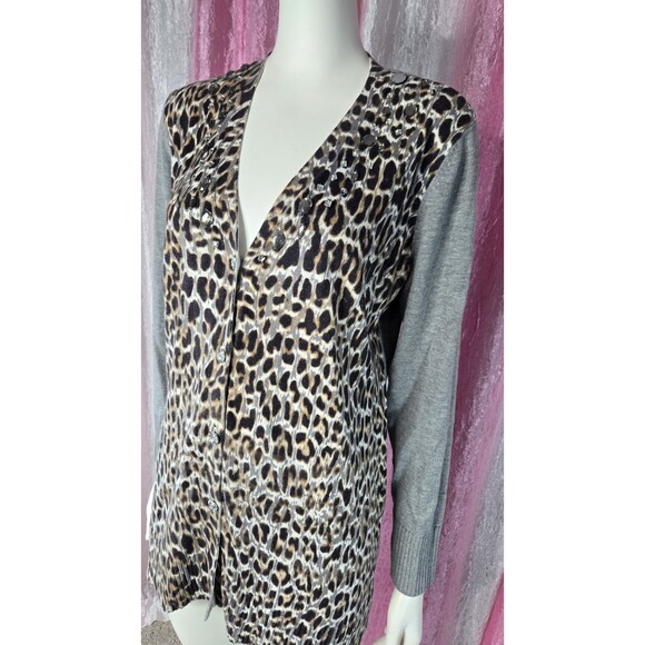 Chico's Leopard Gray Rhinestone Cotton Long Cardigan Sweater Size Medium 8-10 - Picture 3 of 12